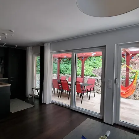 Peaceful Designer 50 Meters From Balaton, Ideal For Families バラトンアカラッチャ