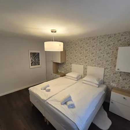 Peaceful Designer 50 Meters From Balaton, Ideal For Families バラトンアカラッチャ