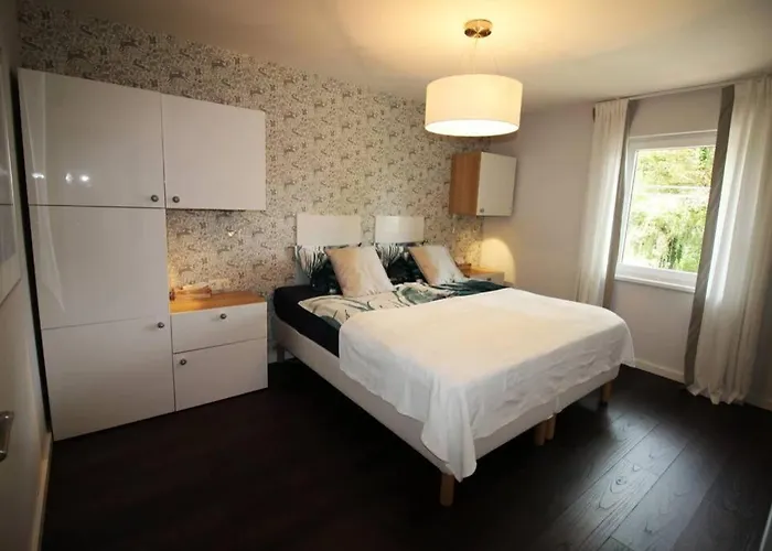 Peaceful Designer 50 Meters From Balaton, Ideal For Families Nyaraló Balatonakarattya