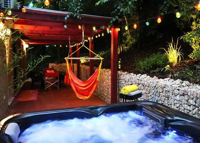 Peaceful Designer 50 Meters From Balaton, Ideal For Families 펜션