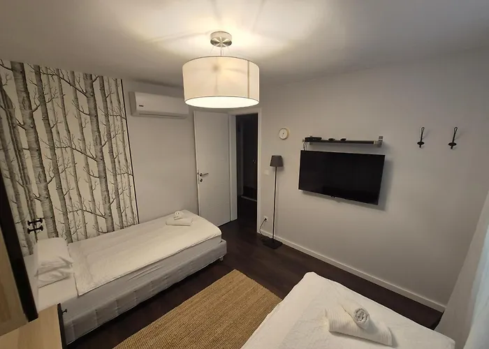 Peaceful Designer 50 Meters From Balaton, Ideal For Families 벌러토너커러처