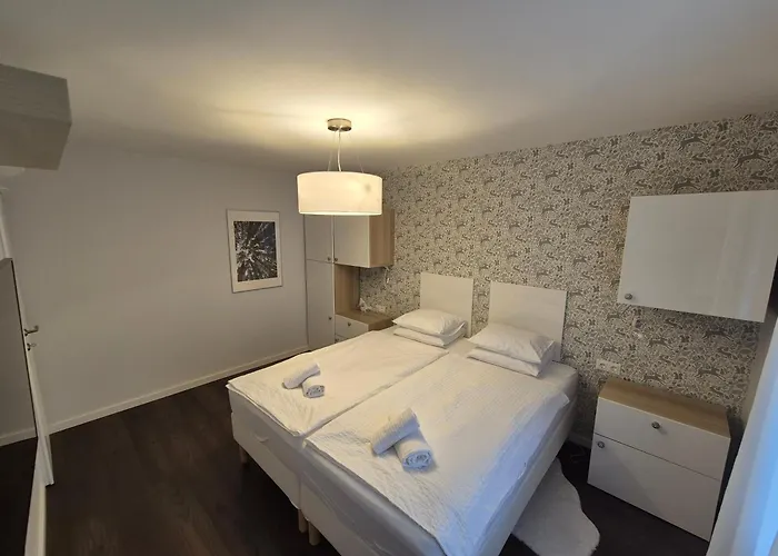 Peaceful Designer 50 Meters From Balaton, Ideal For Families 벌러토너커러처