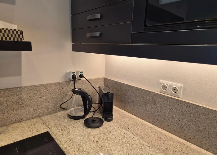 Peaceful Designer 50 Meters From Balaton, Ideal For Families 펜션