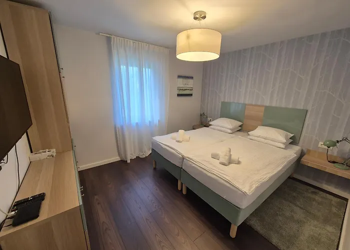 Peaceful Designer 50 Meters From Balaton, Ideal For Families Nyaraló