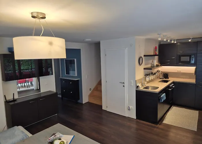 Peaceful Designer 50 Meters From Balaton, Ideal For Families 펜션