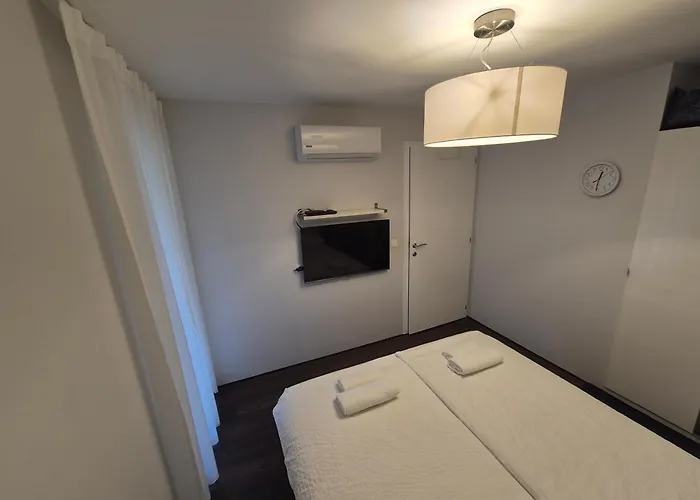 Peaceful Designer 50 Meters From Balaton, Ideal For Families * 벌러토너커러처