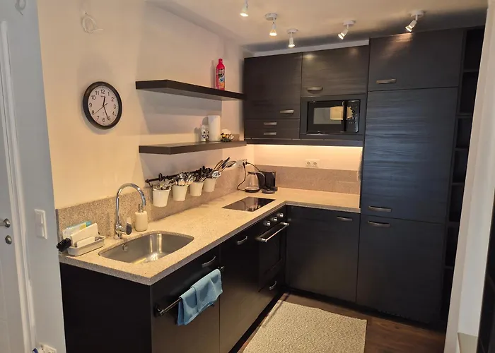 Peaceful Designer 50 Meters From Balaton, Ideal For Families Nyaraló Balatonakarattya